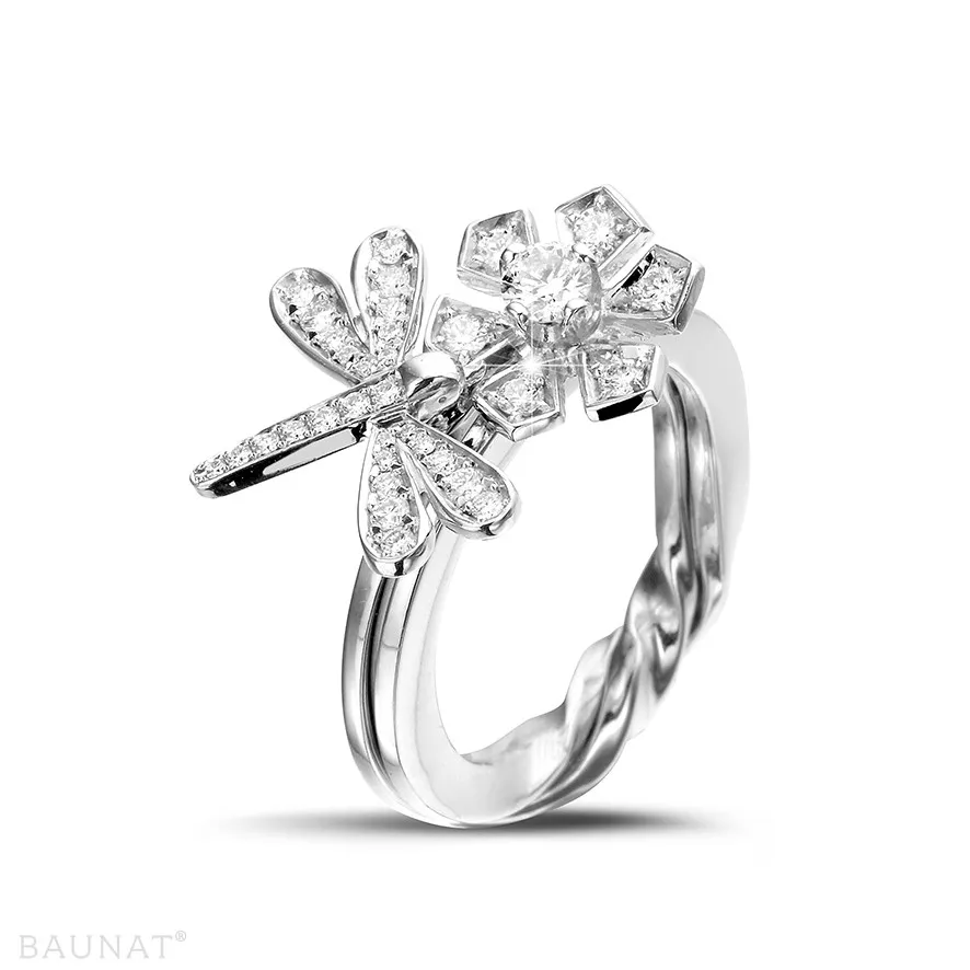 0.55 quilates anillo diamante flor y libélula diseño en oro blanco 