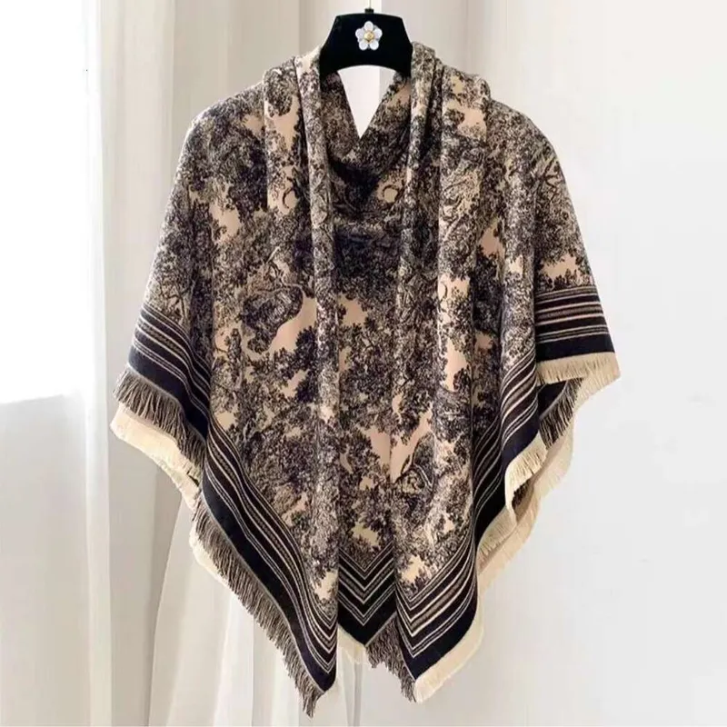 Autumn Winter Style Ettnic Square Square Buff para vacaciones de viajes para mujeres, Feeg de alta gama, bufanda cálida y de cac