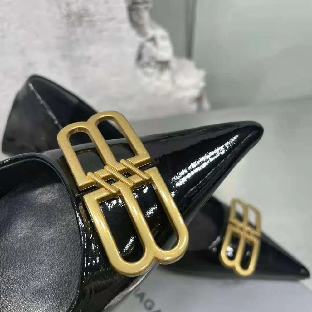 Balenciaga Zapatos de tacón Square Knife BB de 80 mm para mujer en piel de cordero negra brillante