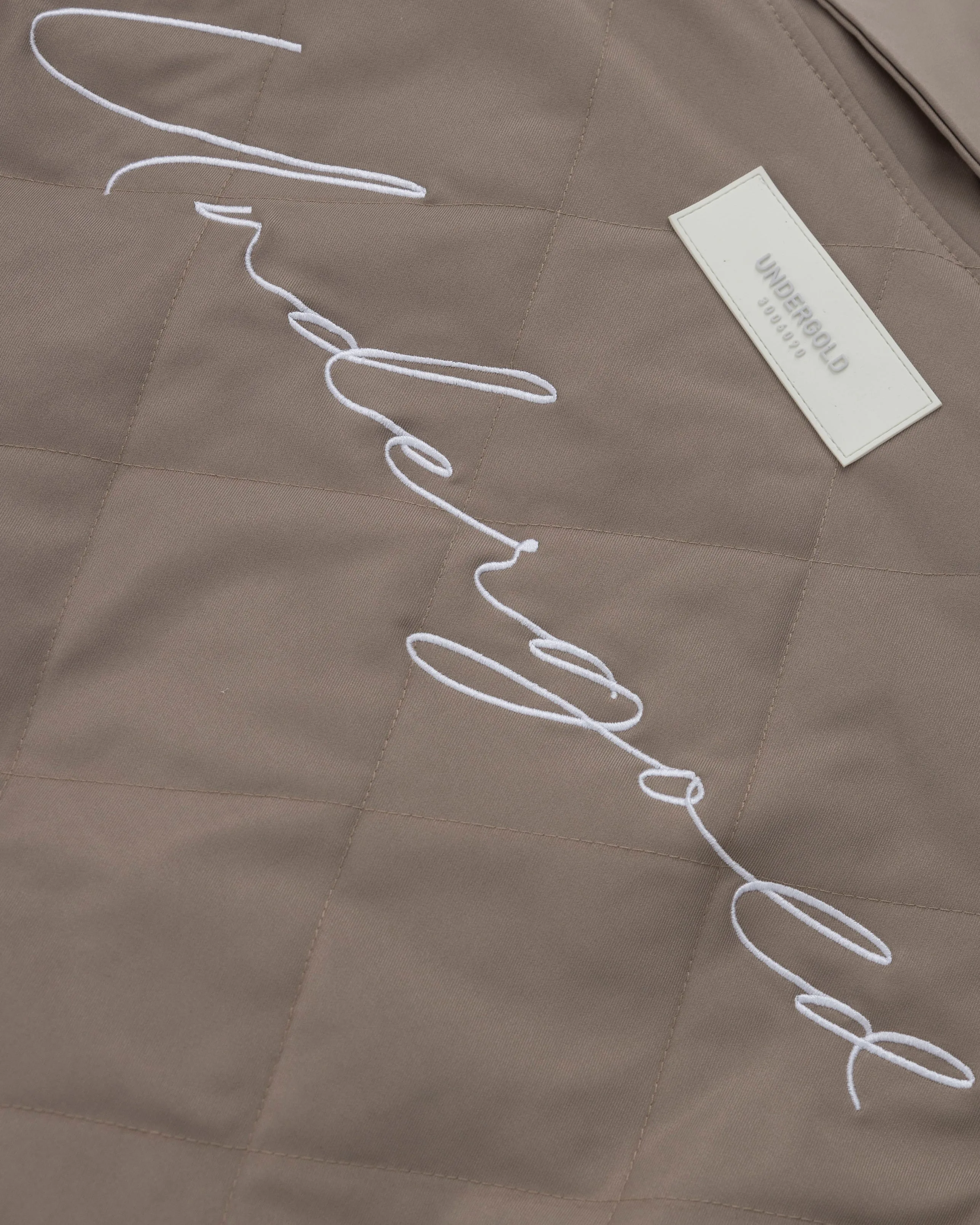 BASICS RHOMBUS ZIPUP JACKET CREAM