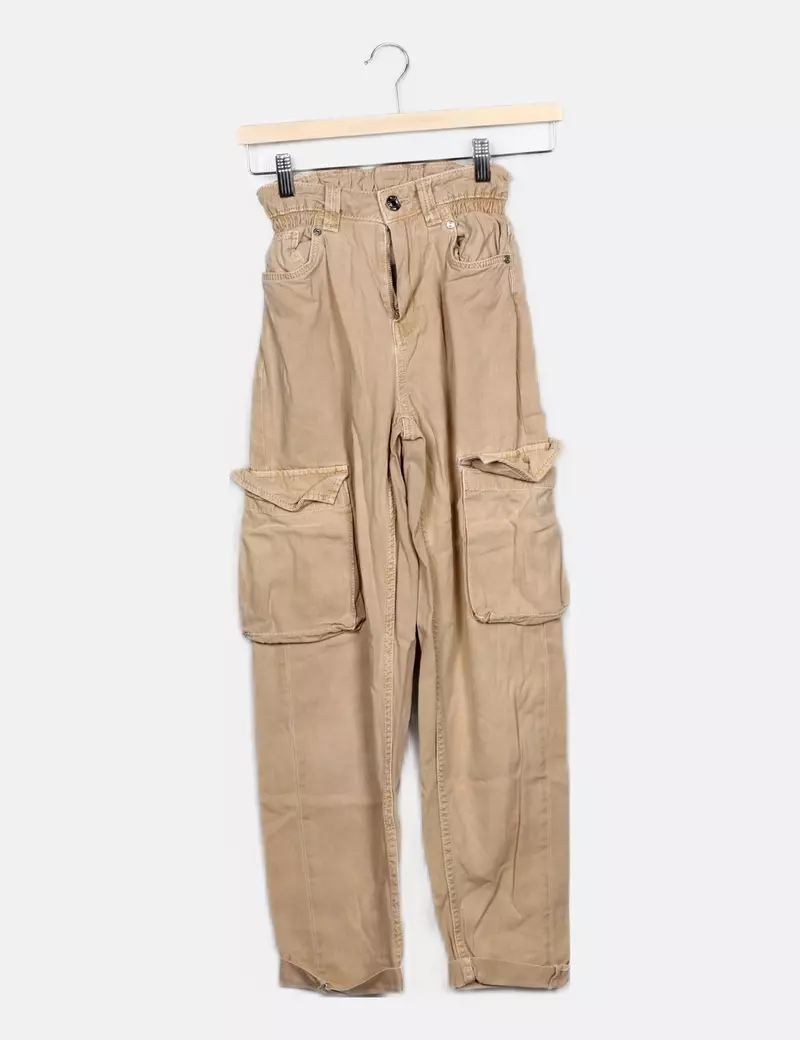 Bershka Jeans cargo beige