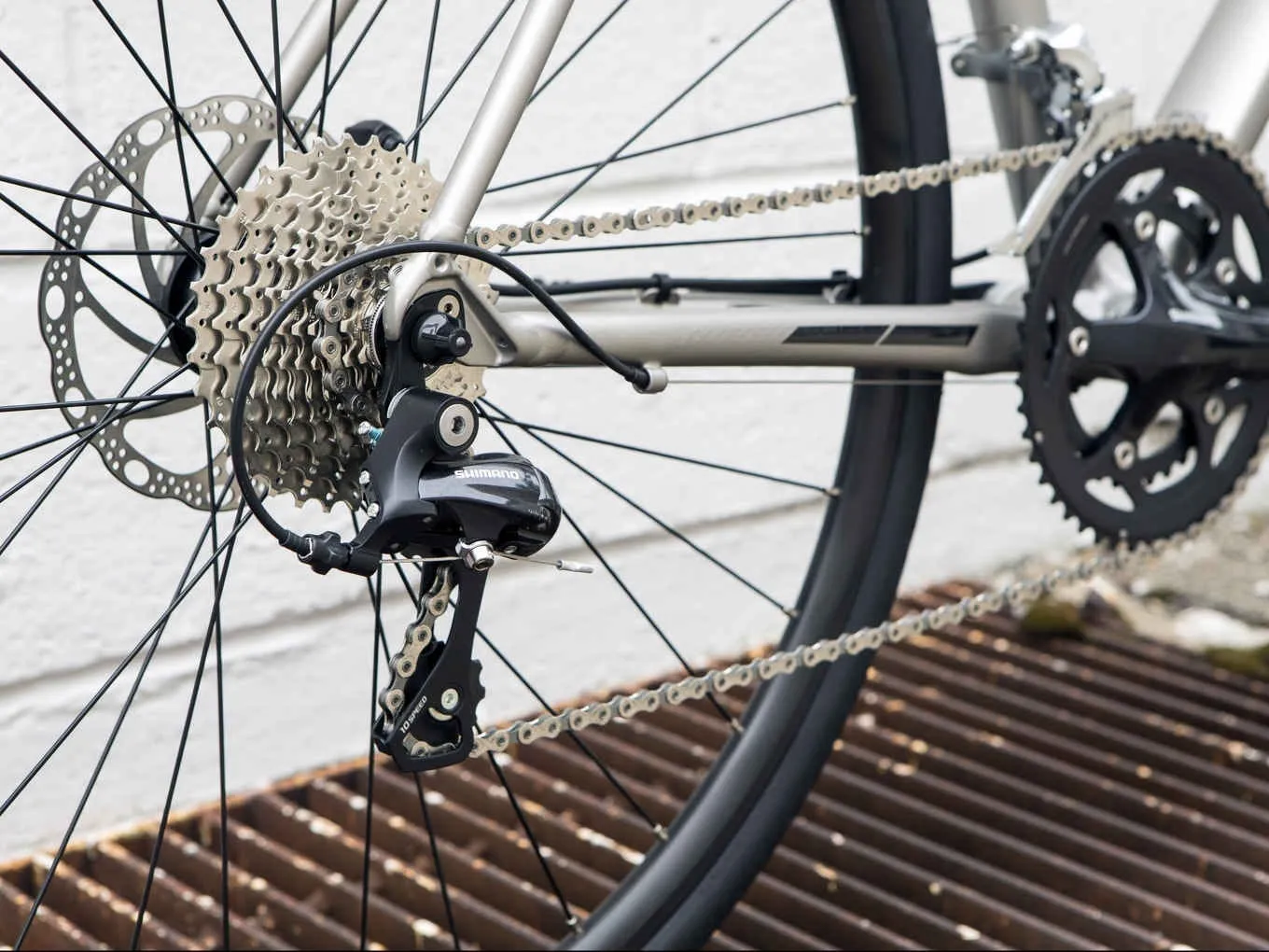 Bicicleta Urbana Trek FX Sport 4 Plata 2019