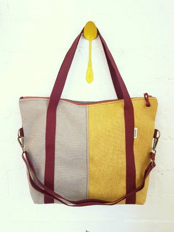 Bolso cremallera estampado tapicería reciclada repelente al agua