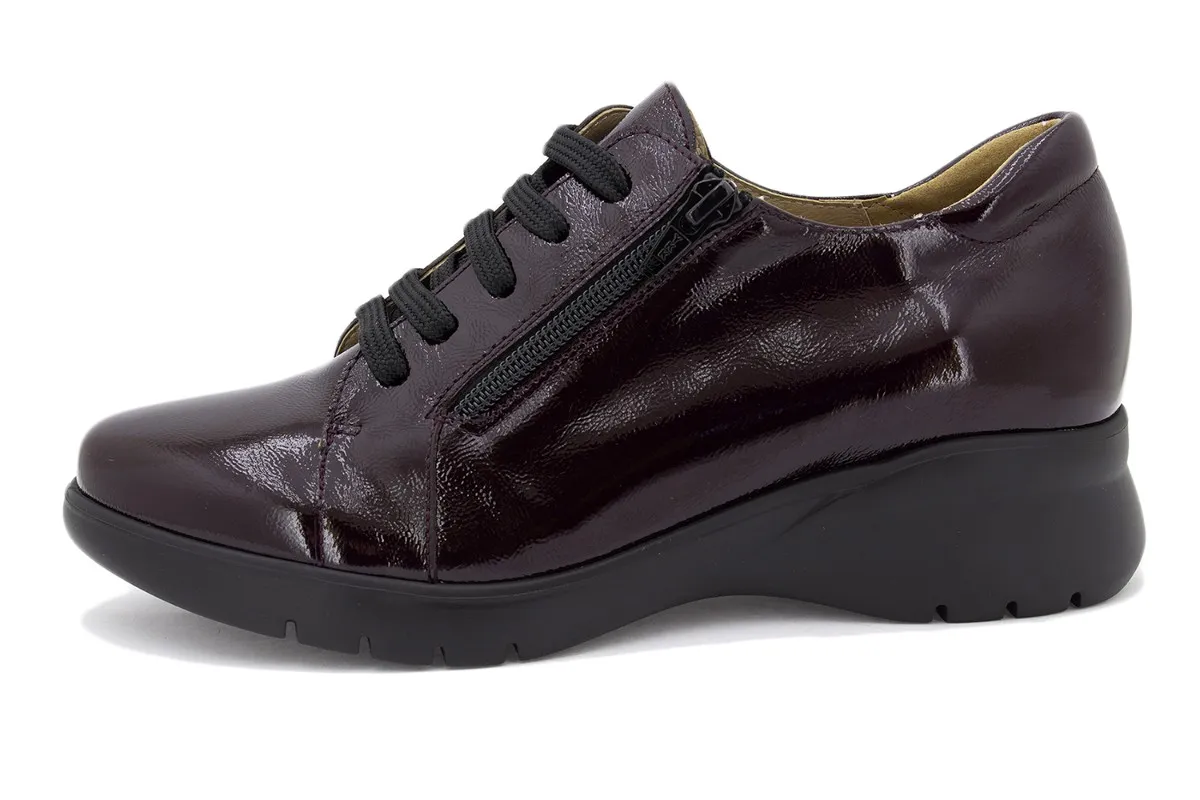 BORDEAUX PATENT LACEUP SHOE