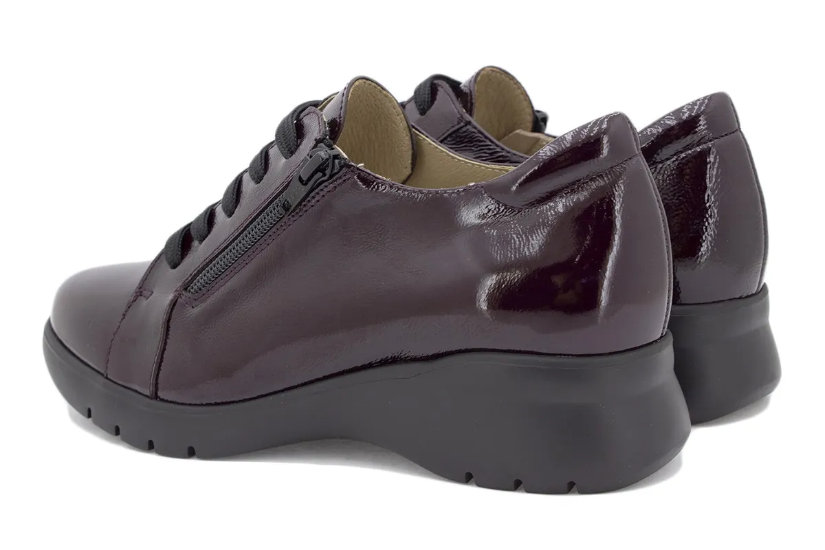 BORDEAUX PATENT LACEUP SHOE