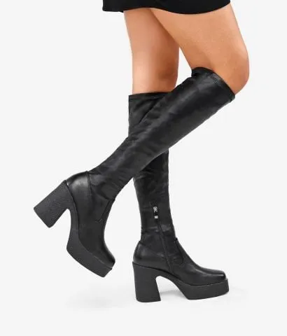Botas altas negras elásticas con tacón