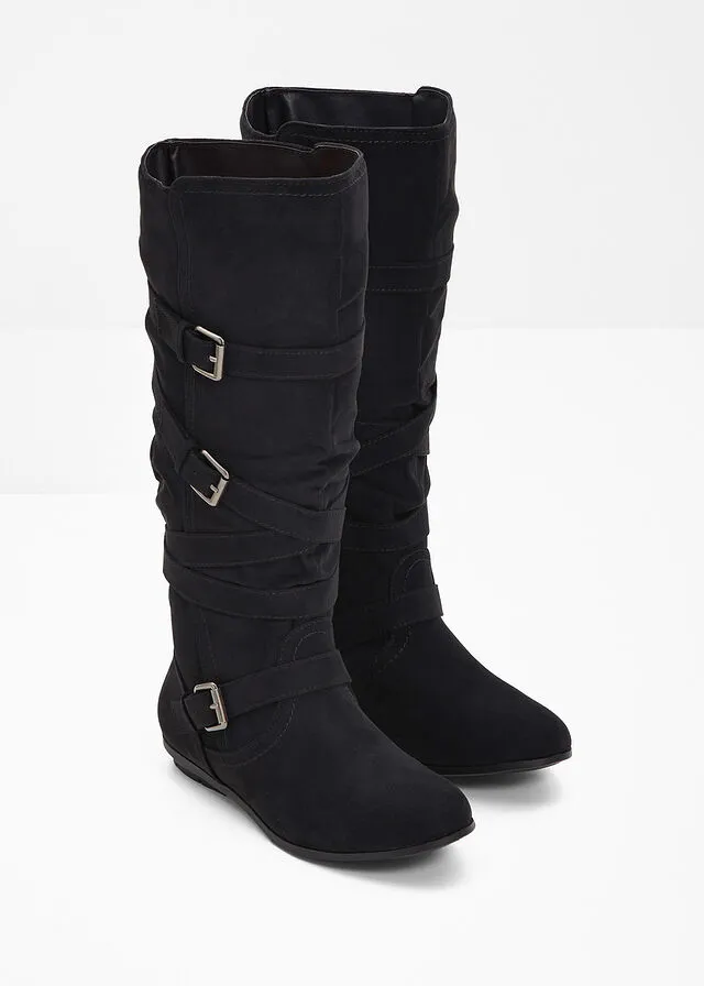 Botas con tiras y hebillas Negro