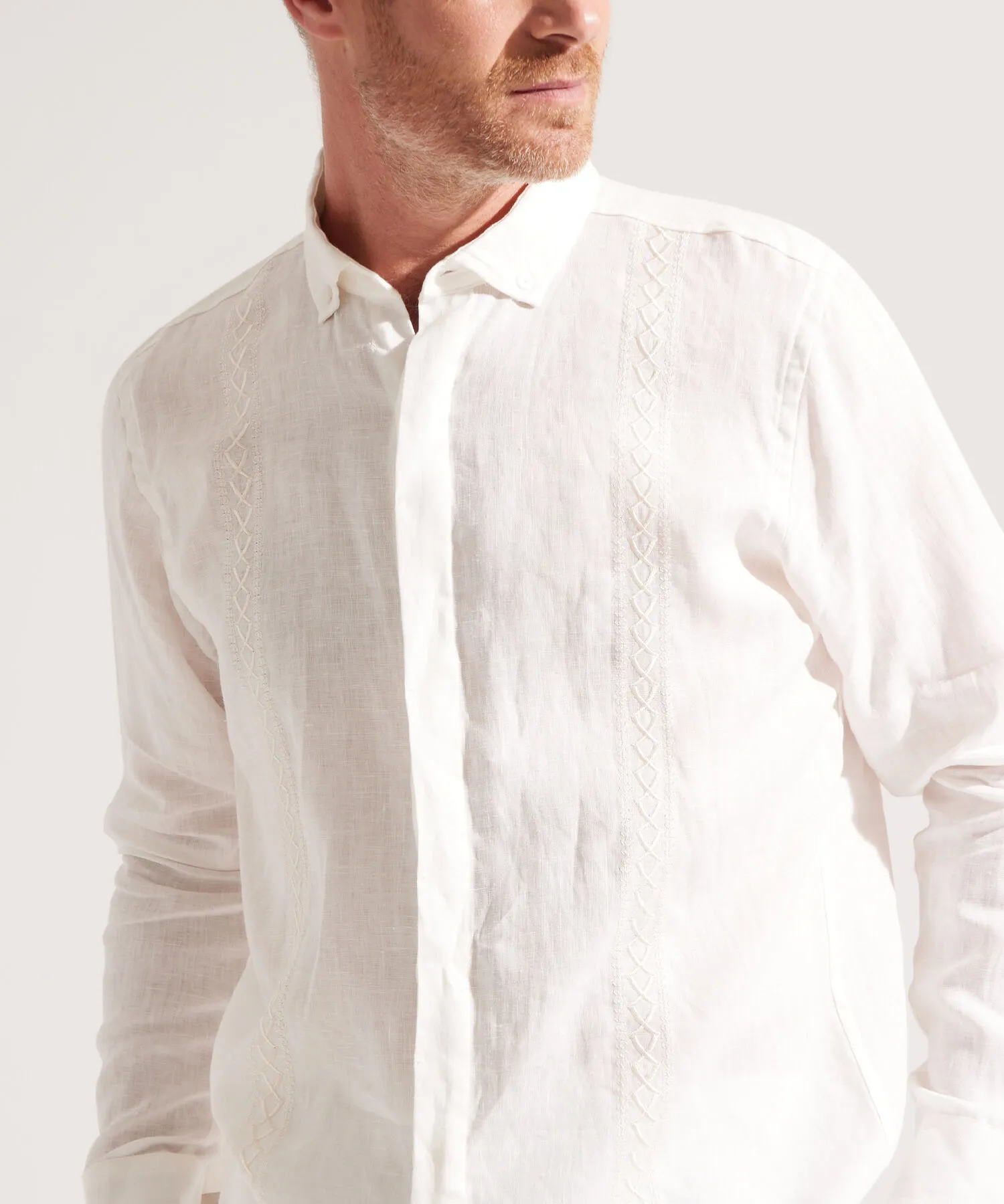 CAMISA GUAYABERA MANGA LARGA