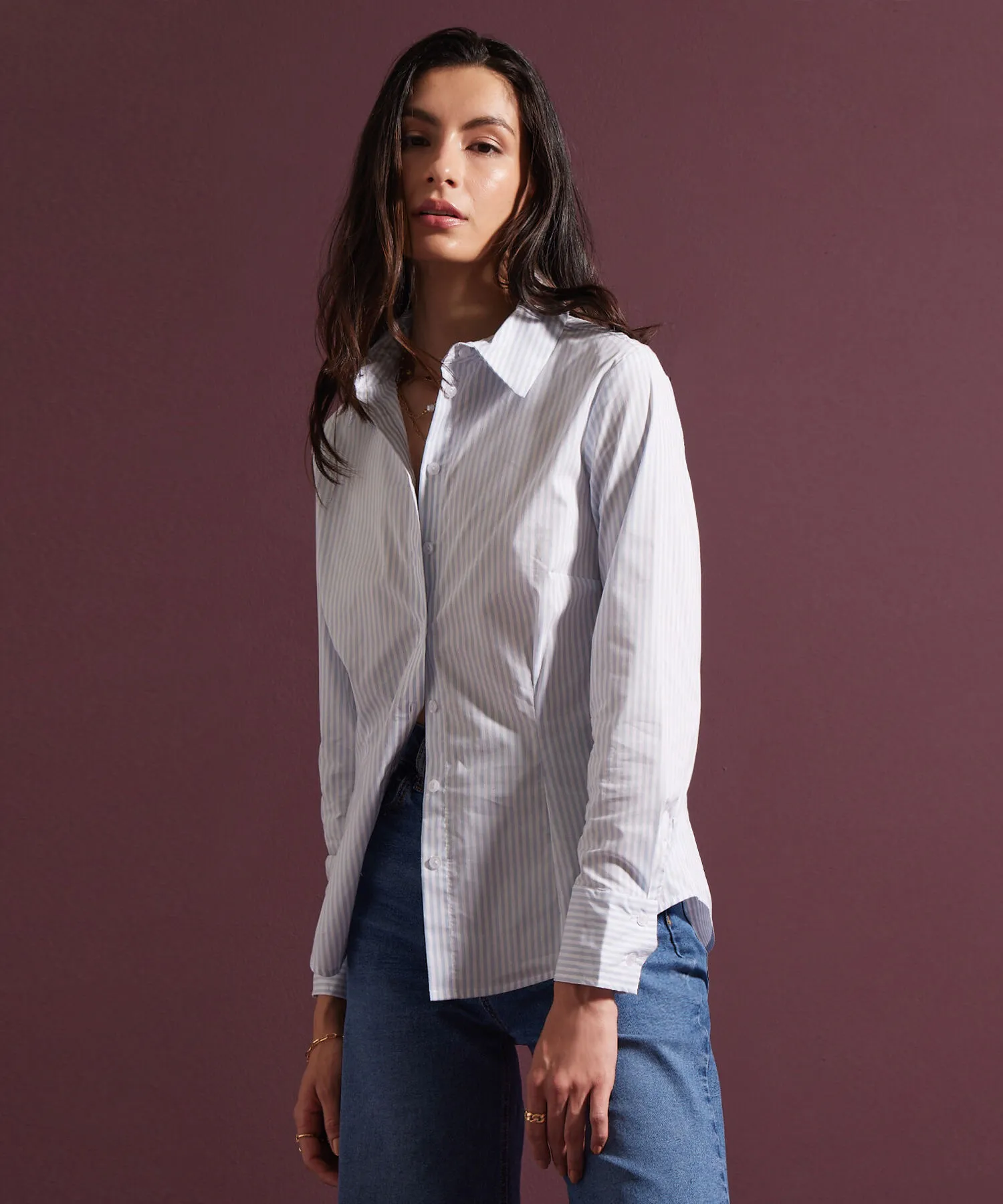 CAMISA MANGA LARGA PRETE&NTILDE;IDA