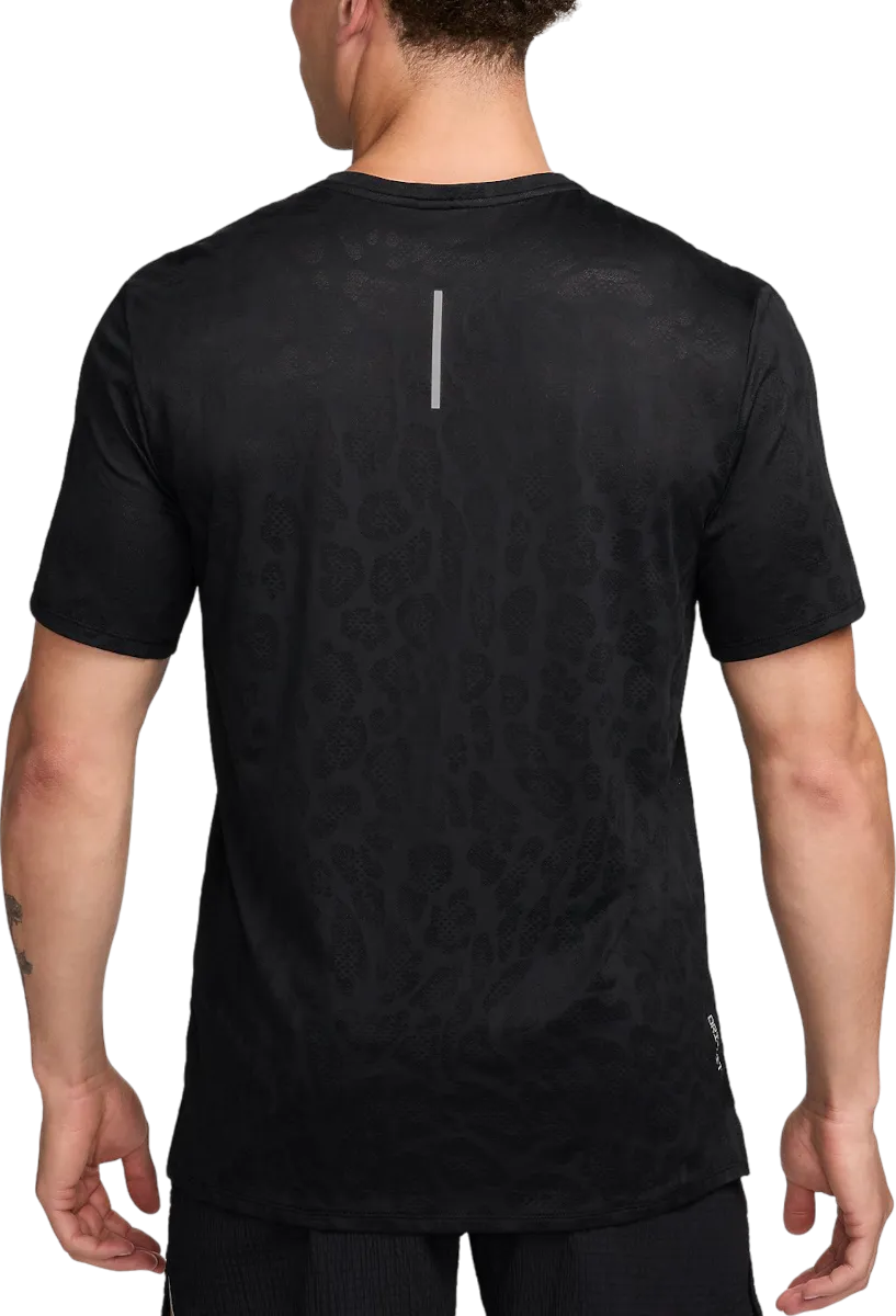 Camiseta Nike Rise 365 Run Division