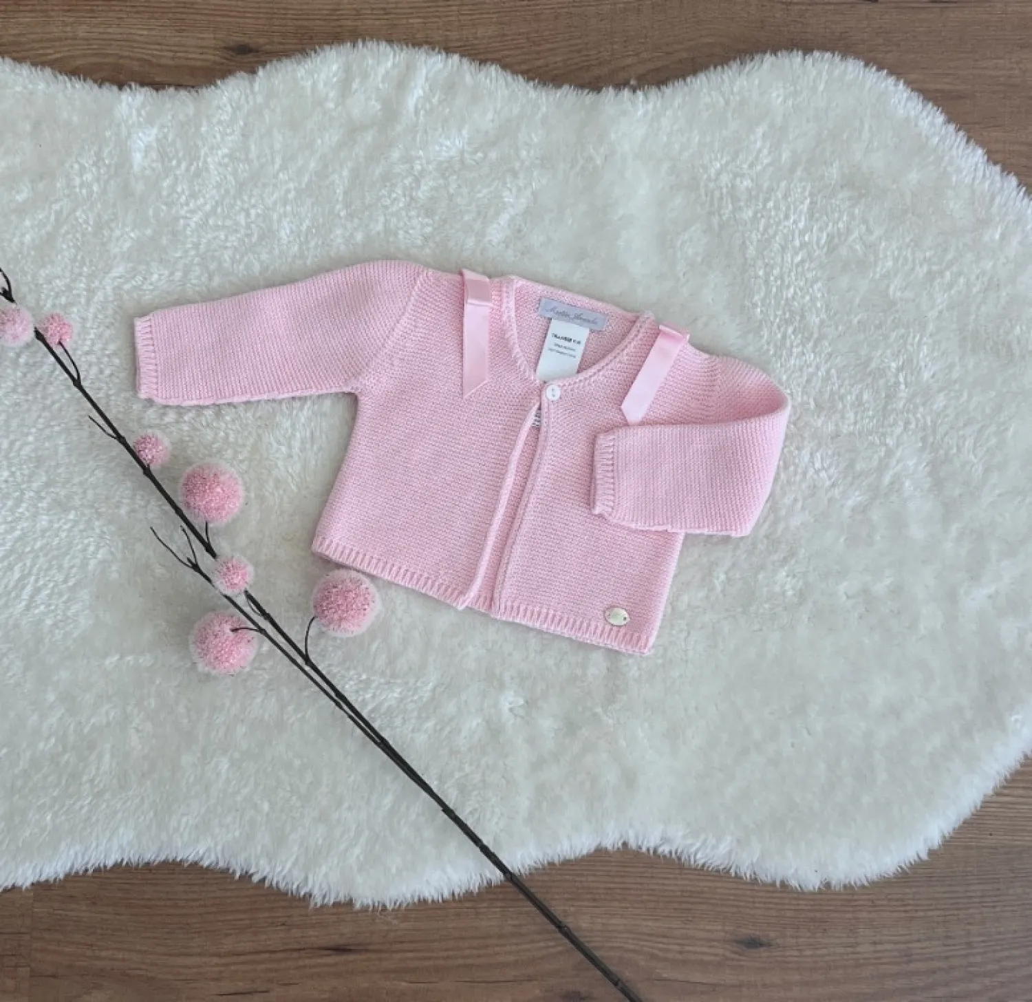 Chaqueta larga unisex con lazos al hombro. Dos colores