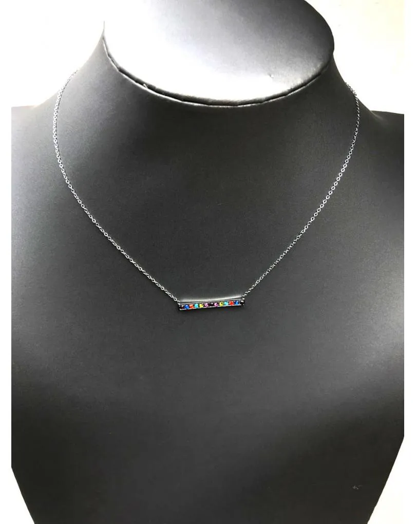 COLLARES DE CADENITAS PLATEADAS Y COLGANTE DISEÑO MULTICOLOR