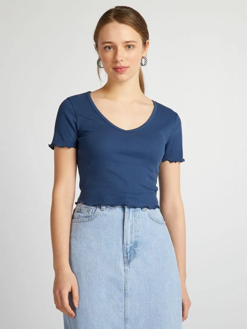 CROPTOP CON BORDES ONDULADOS  AZUL