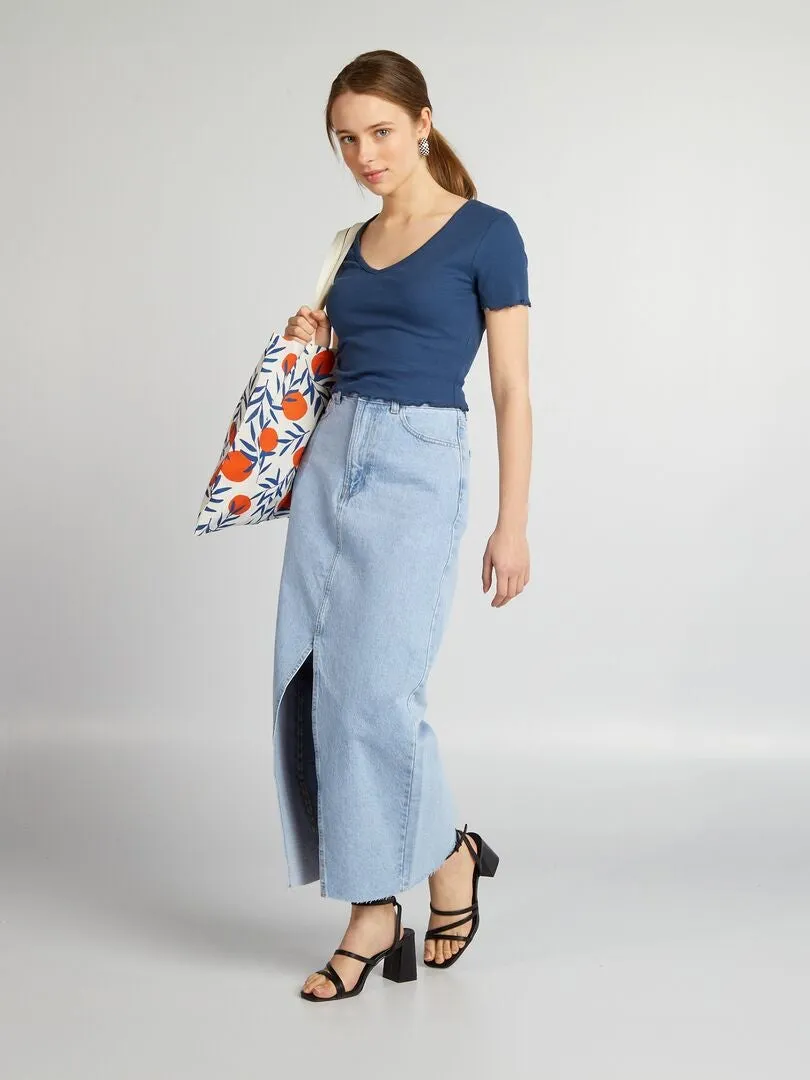 CROPTOP CON BORDES ONDULADOS  AZUL