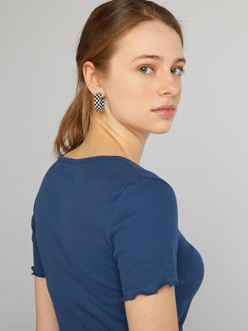 CROPTOP CON BORDES ONDULADOS  AZUL