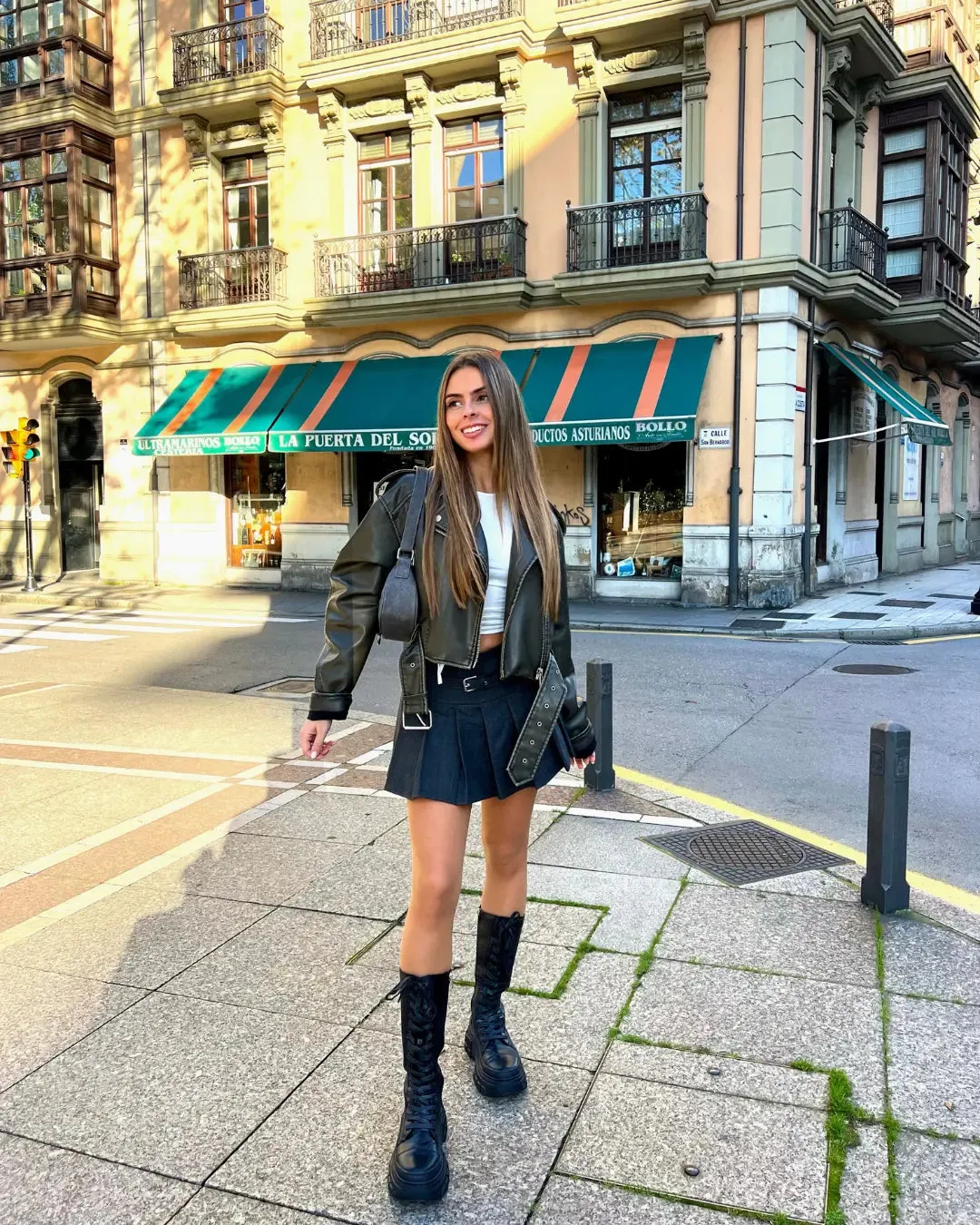 DALIA  BOTAS ALTAS CON CORDONES Y PLATAFORMA