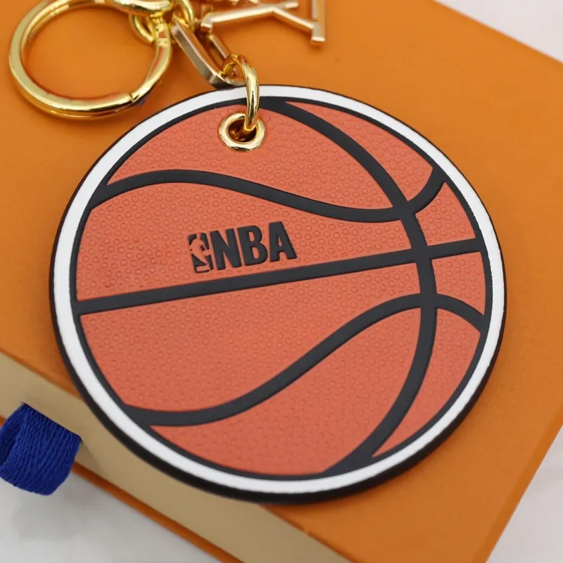 Diseñador Keychain Classic Exquisito Fashion Luxury Keychain de alta calidad Bag de cuero unisex Lanyard Garleta de llavero de l