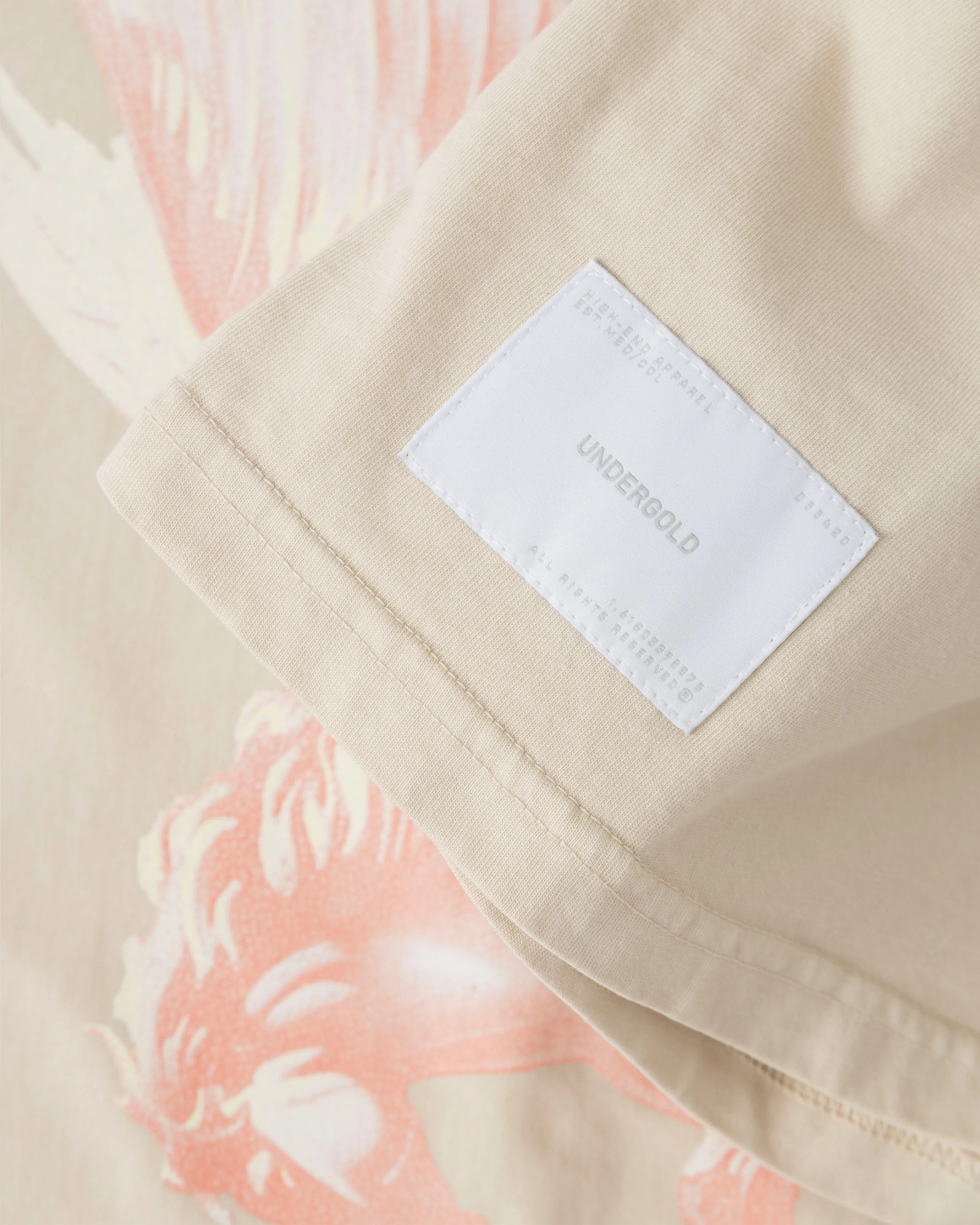 DREAMERS PEGASUS BOXY FIT TSHIRT CREAM