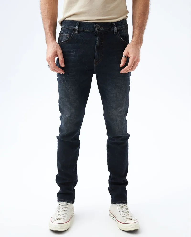 Jean Skinny oscuro para hombre