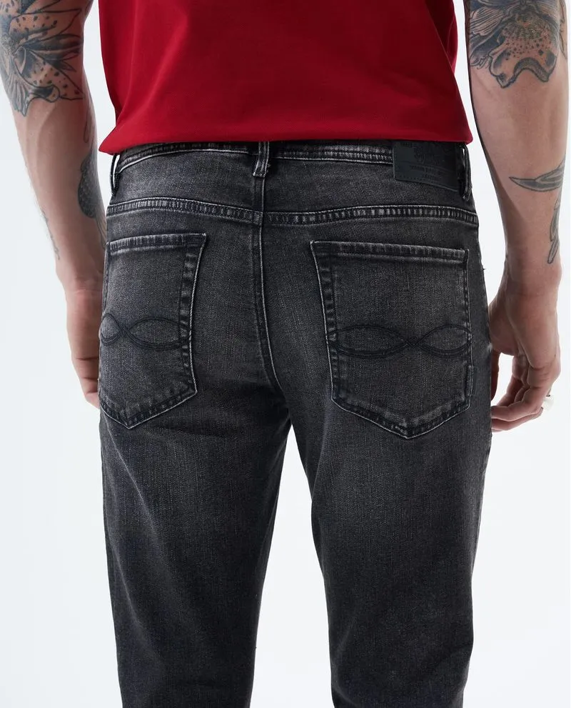 Jean Slim fit tono gris para hombre