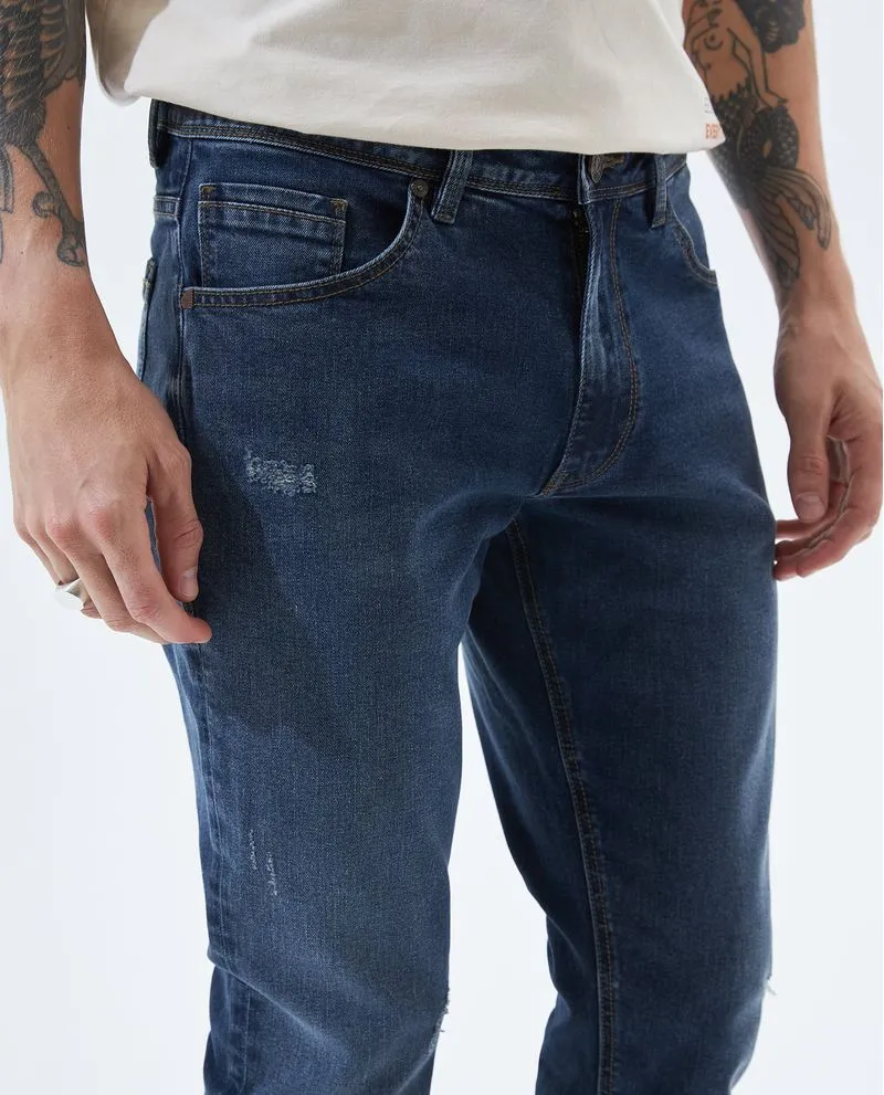 Jean Slim fit tono oscuro para hombre