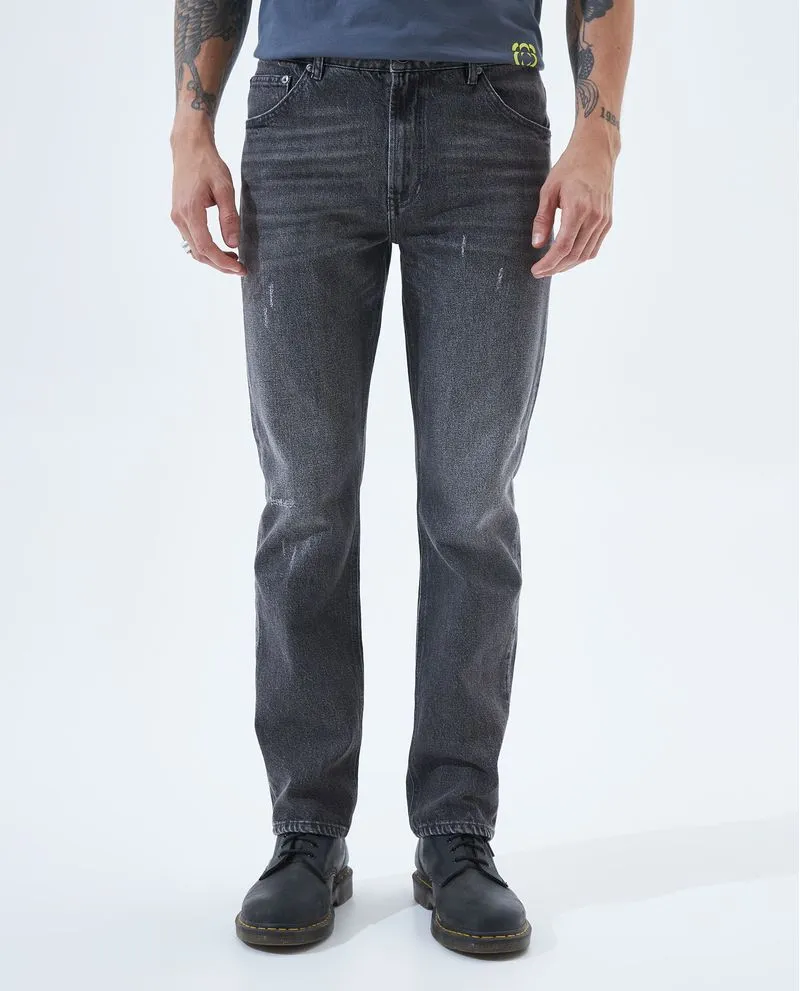 Jean Straight fit tono gris para hombre