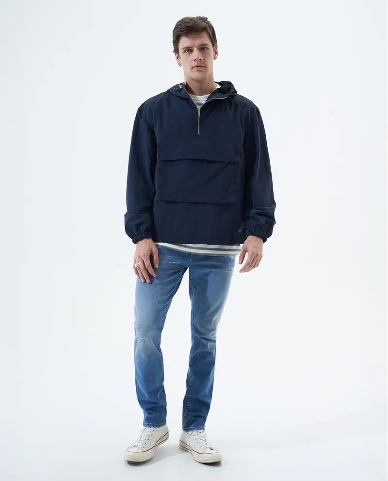 Jean Tapered fit con mini rotos para hombre