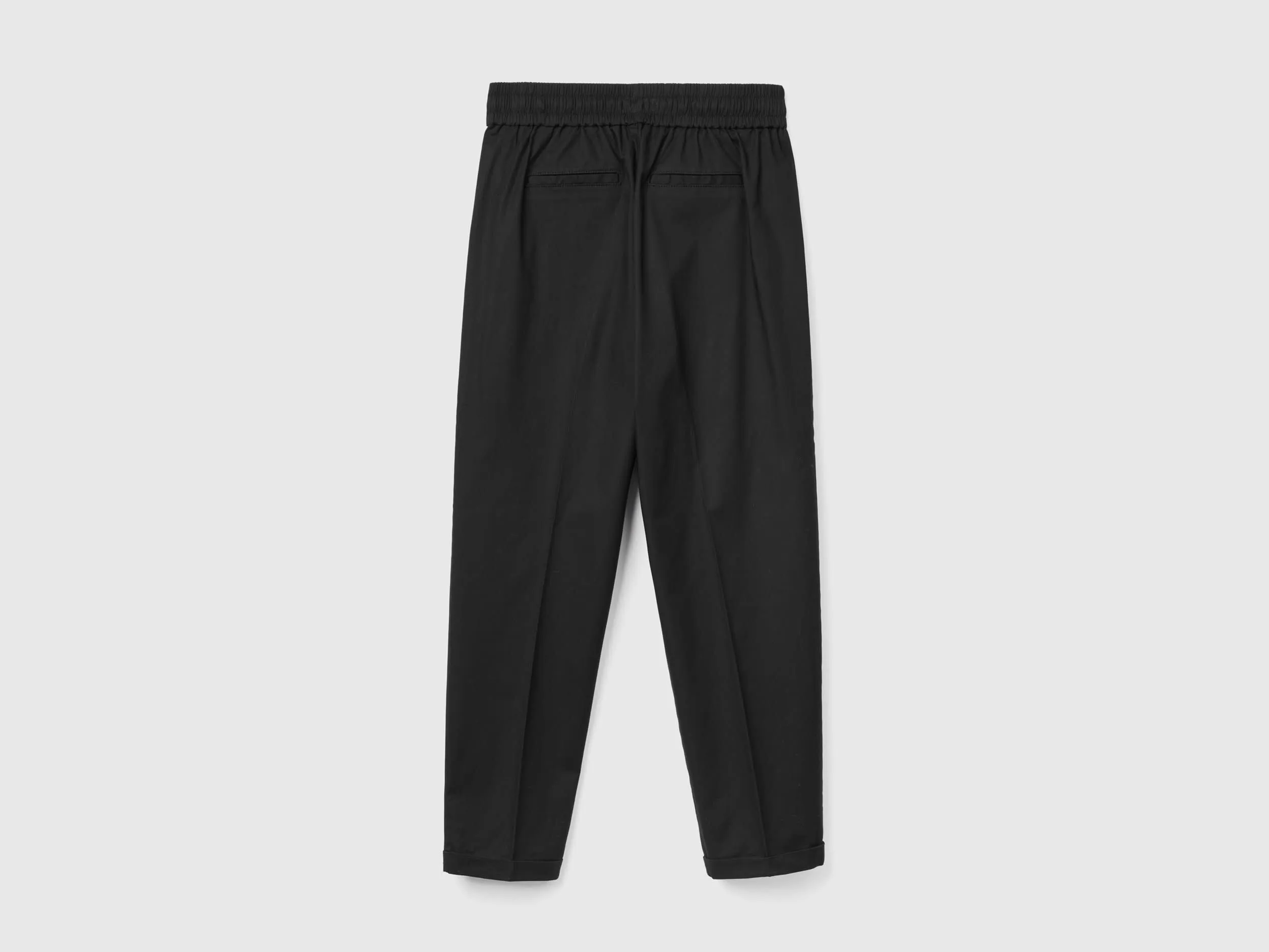 Joggers de algodón elástico