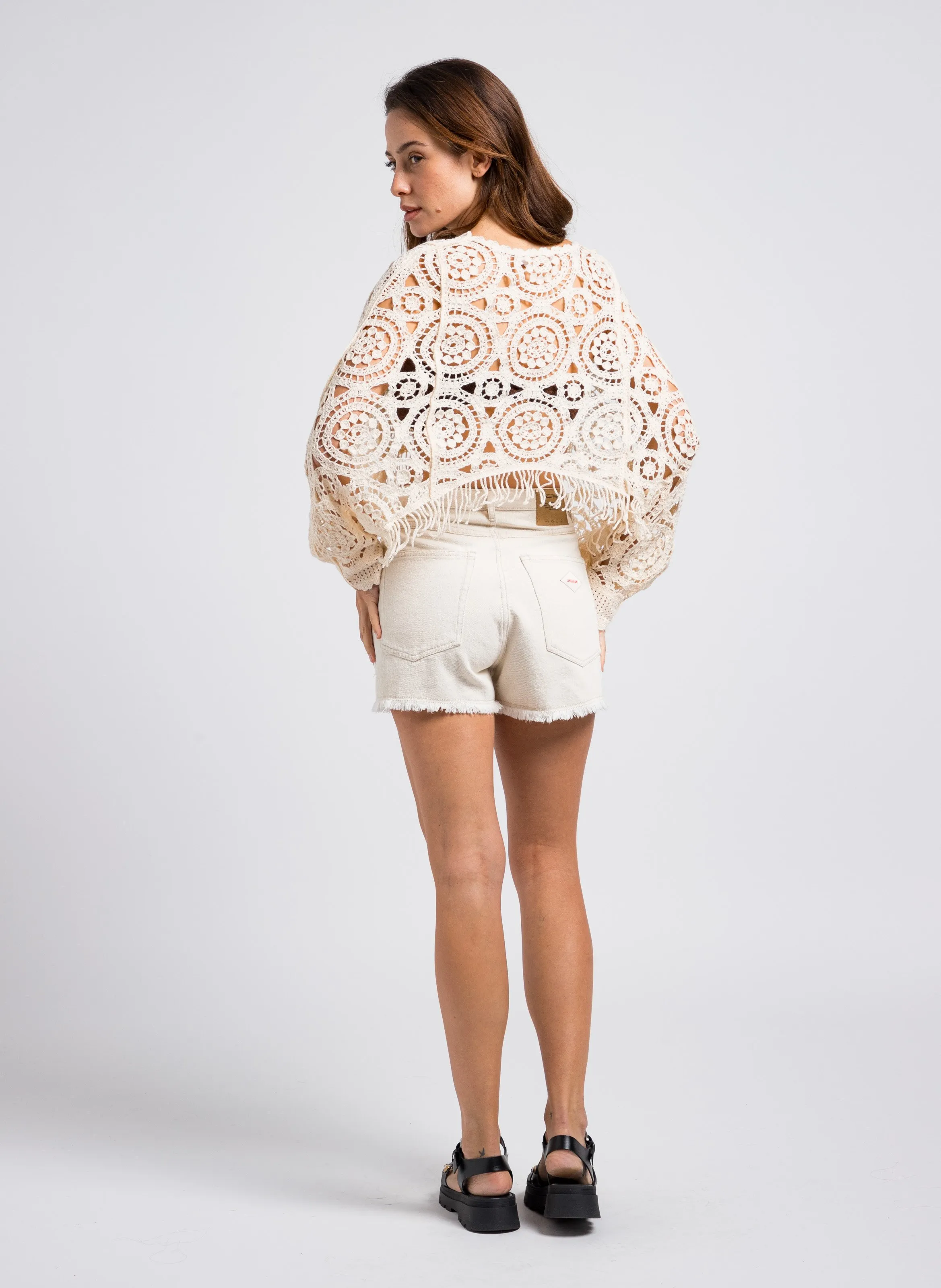 KARL MARC JOHN TALIDE  TOP CAPA DE GANCHILLO EN BEIGE