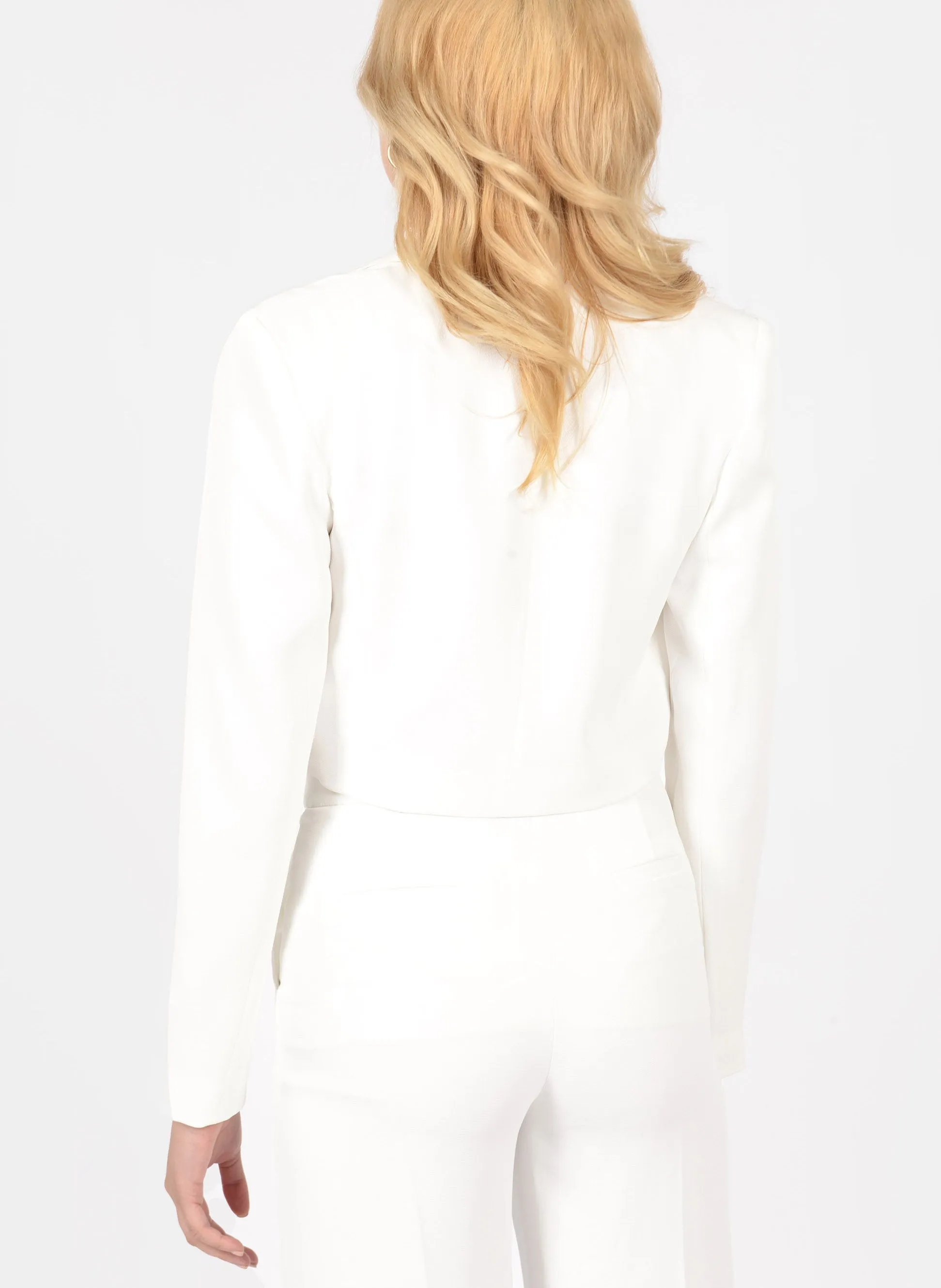 KOBE  CHAQUETA DE TRAJE CORTA EN BLANCO