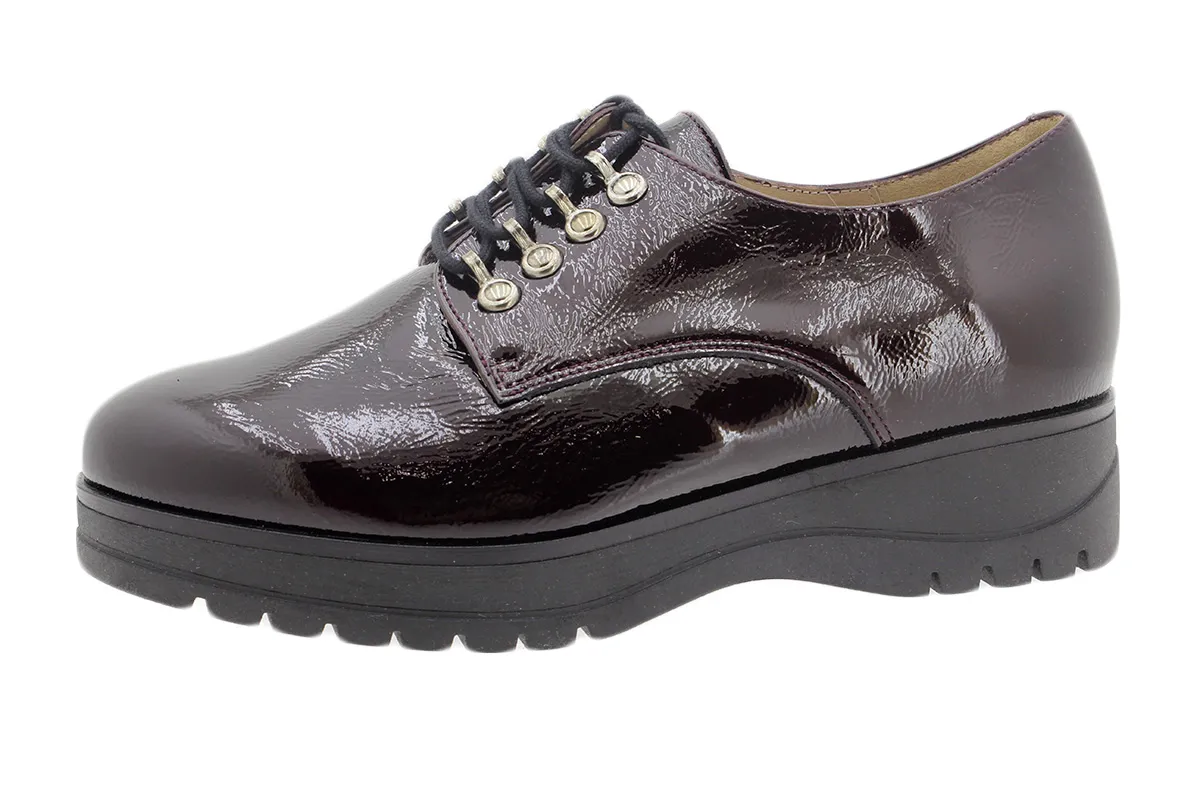 LACEUP SHOE BORDEAUX PATENT