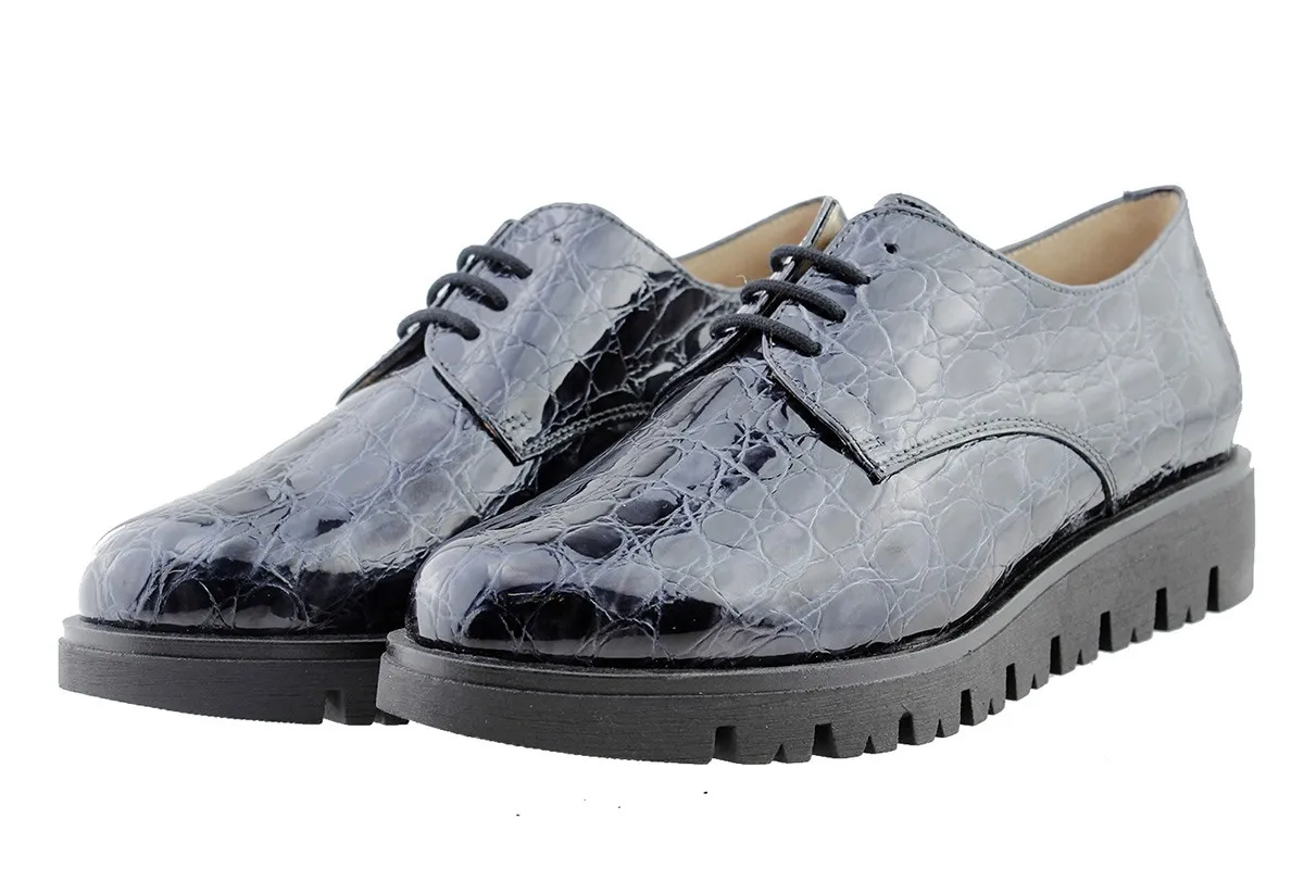 LACEUP SHOE GREY COCO PATENT