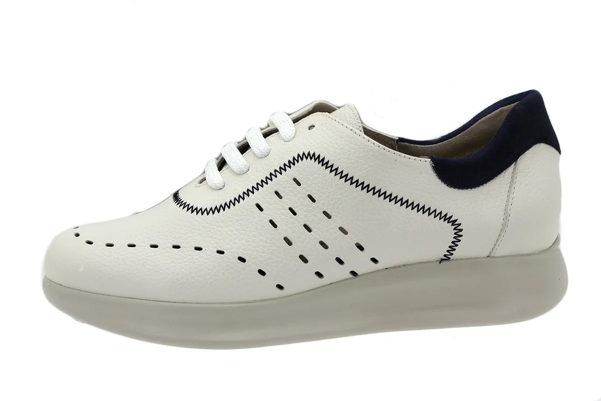 LACEUP SHOE IN ICE LEATHER