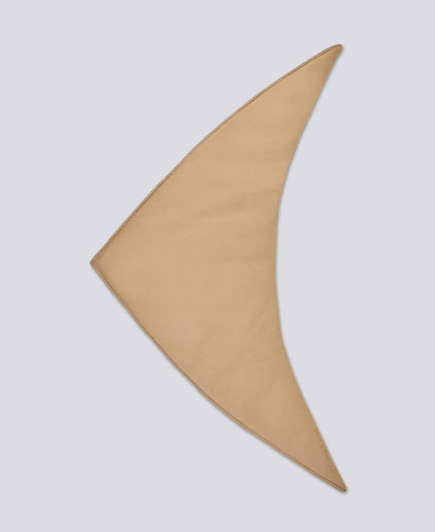 Large triangular scarf for woman