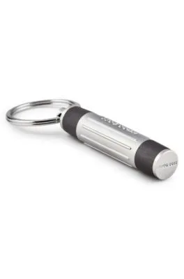 Llavero de metal pesado acanalado con logo en 3D
