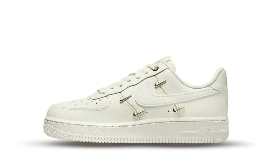 Nike Air Force 1 Gold Swooshes (W)