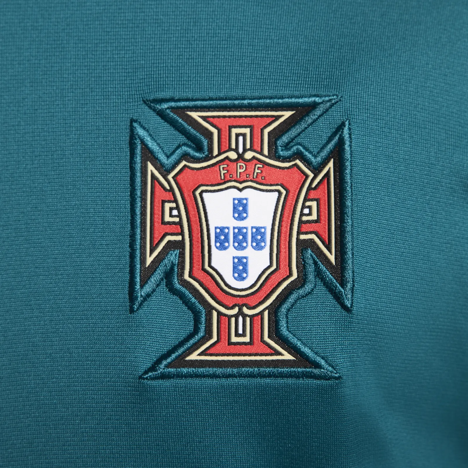NIKE DRIFIT PORTUGAL STRIKE