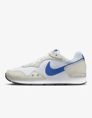 Nike Venture Runner
