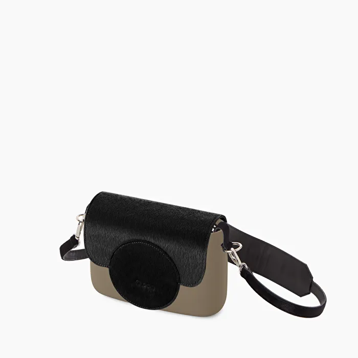 O pocket rock and black pony skin 