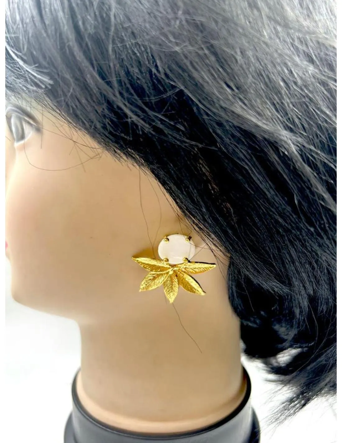 PENDIENTES BODA CORTOS DORADOS Y BLANCOS PARA DIA Y NOCHE