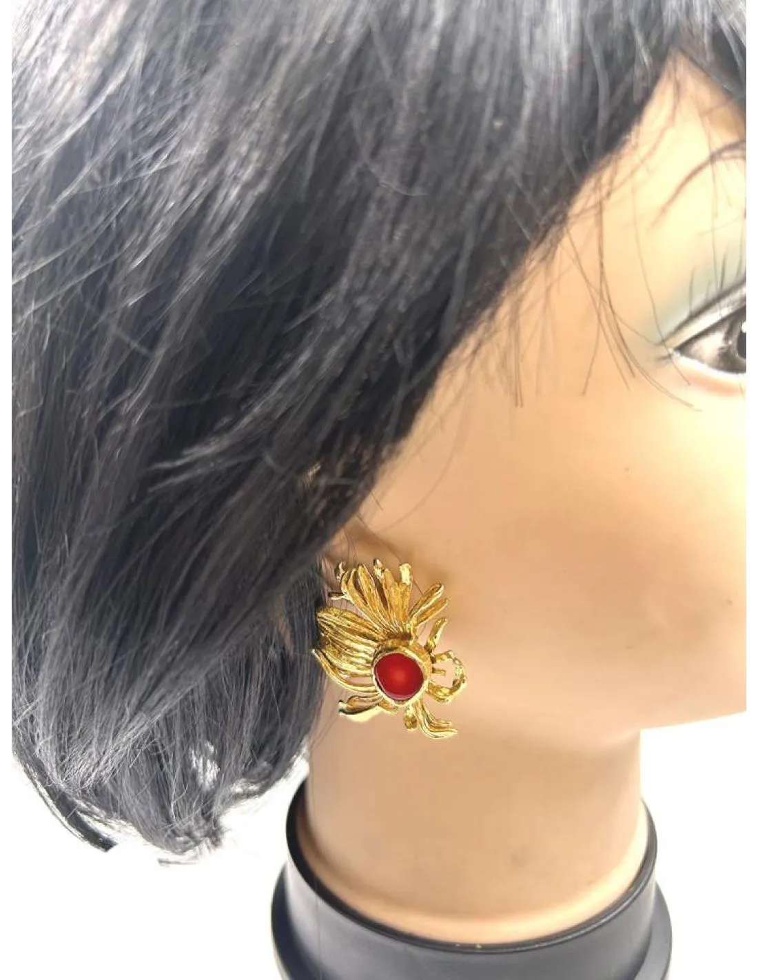 PENDIENTES DORADOS Y ROJOS CORTOS DISEÑO DE ALGAS MARINAS PARA BODAS