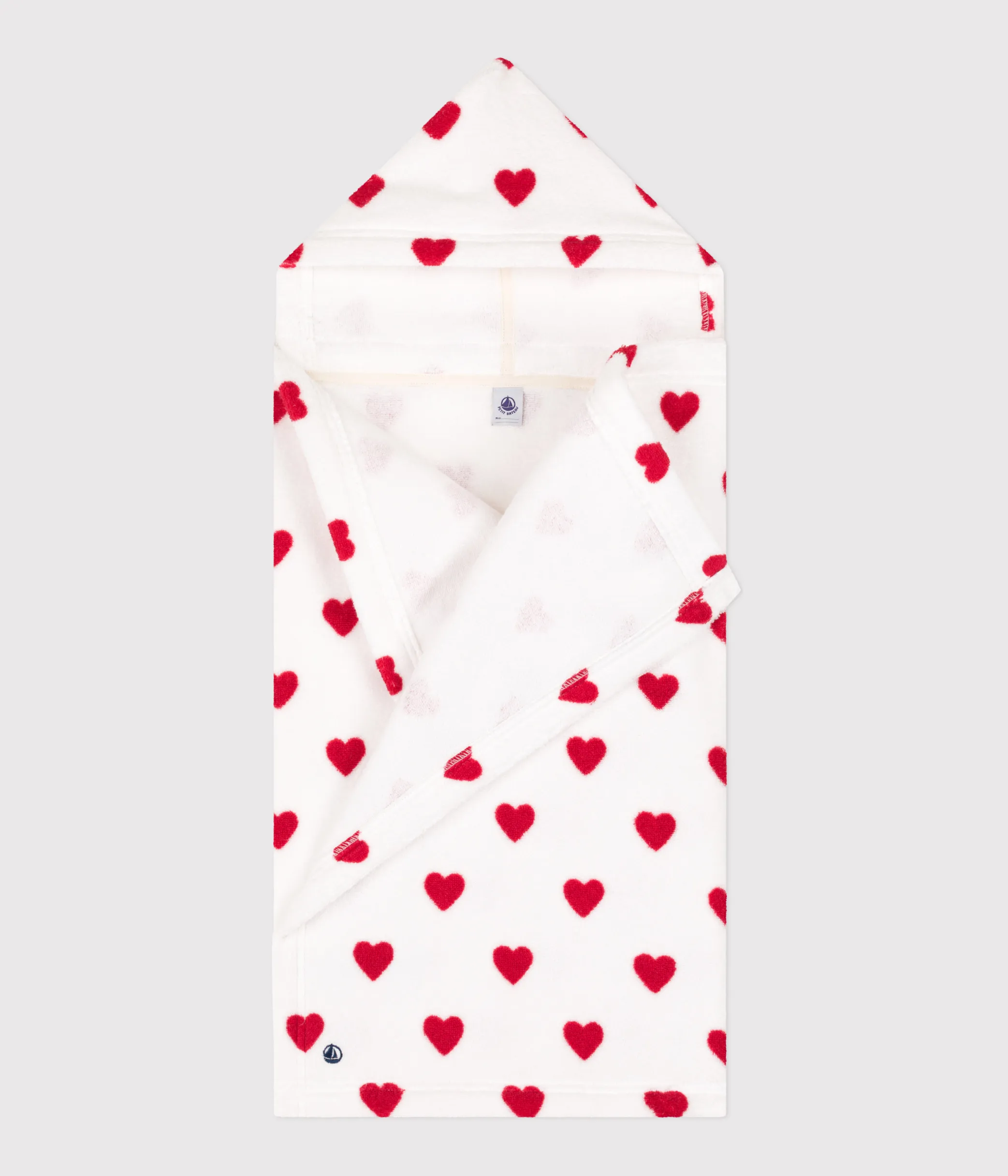 PETIT BATEAU Capa de baño de algodón con corazones en multicolor