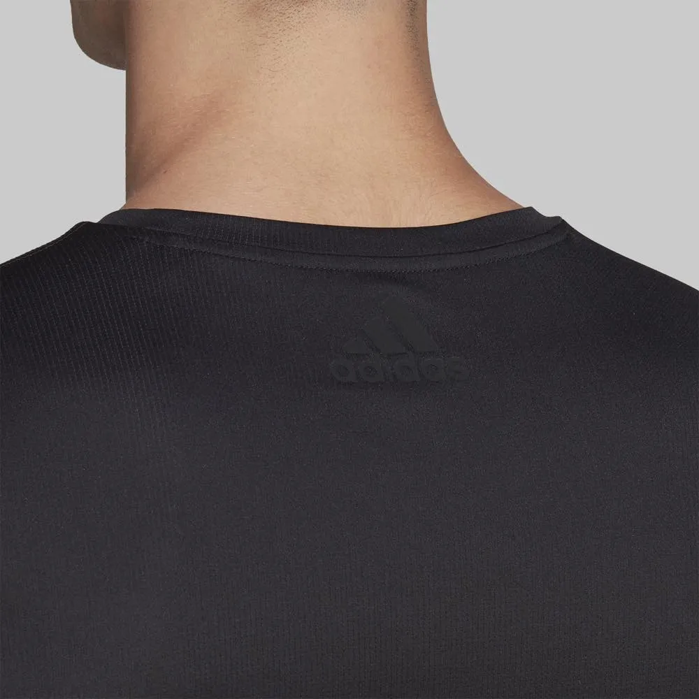 Playera adidas Brand Love Hombre