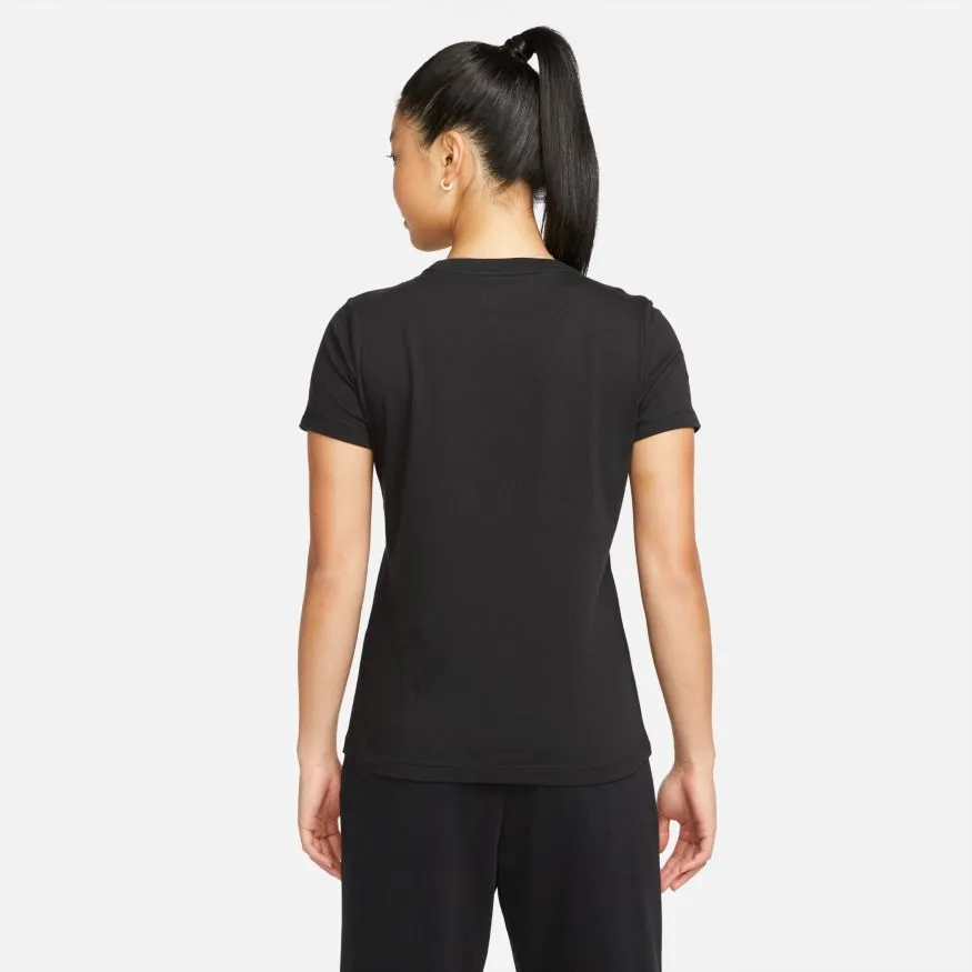Polera Urbana Mujer Nike Sportswear Club Negra