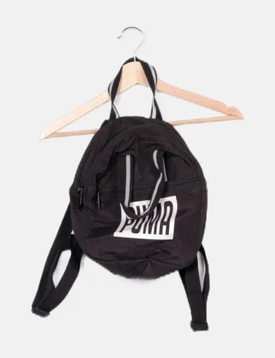 Puma Mochila negra logo