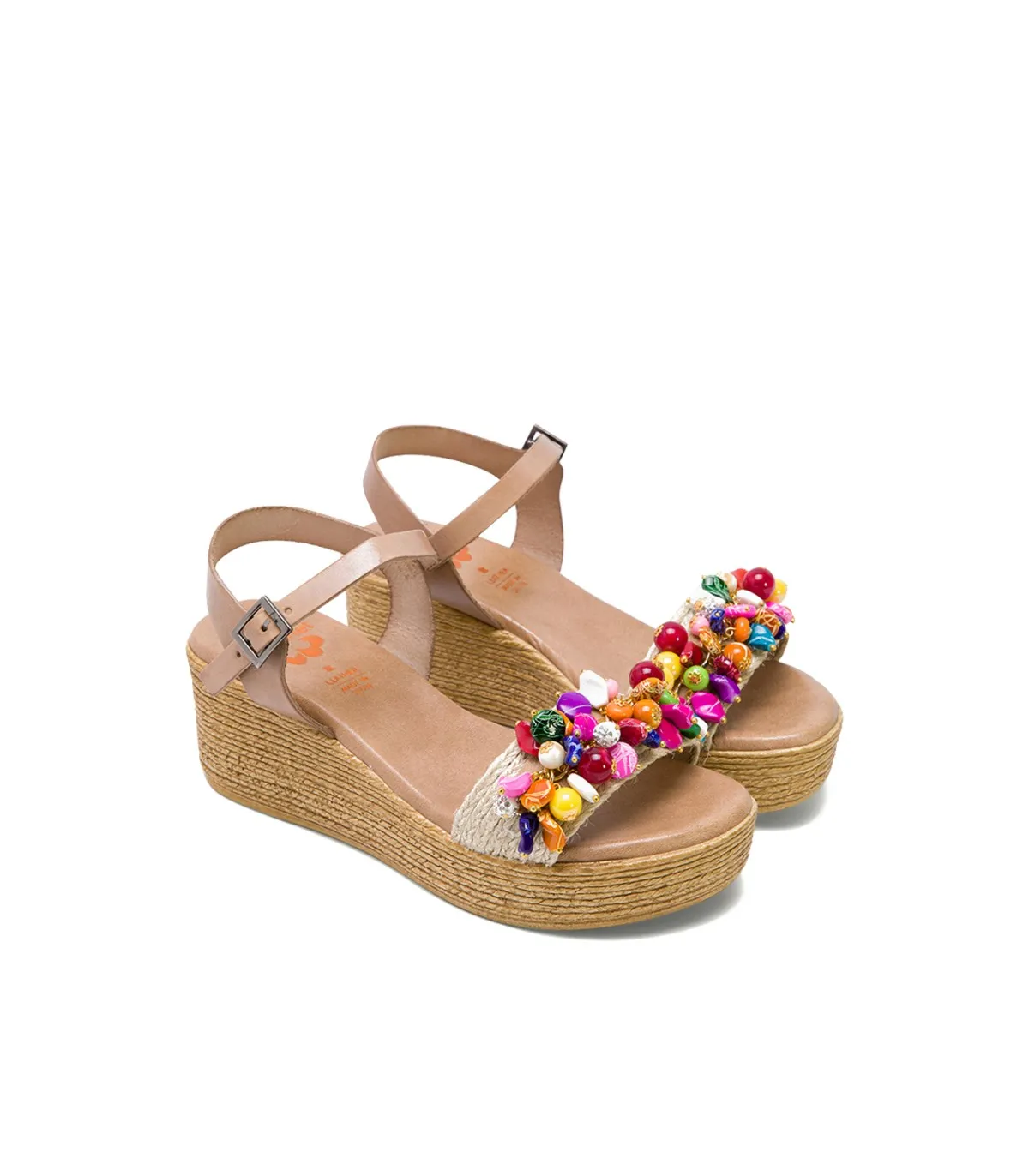 SANDALIA CUÑA CON ABALORIOS TAUPE COLORES IRATI