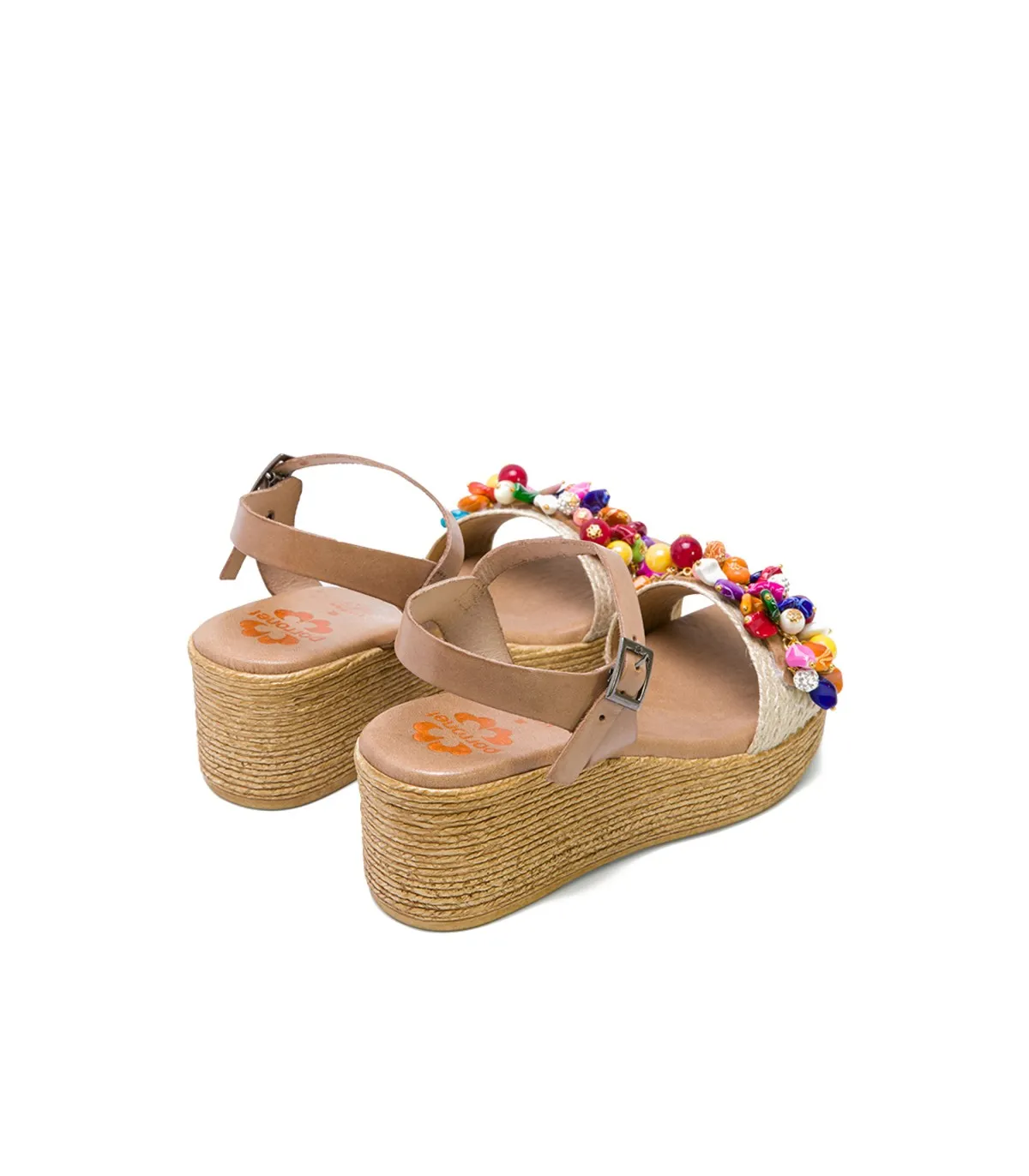 SANDALIA CUÑA CON ABALORIOS TAUPE COLORES IRATI