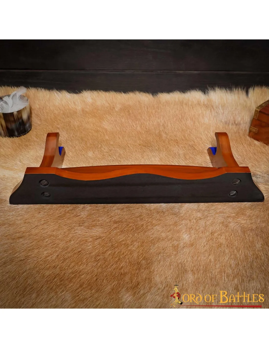 Soporte de madera para katana, hacha o espada
