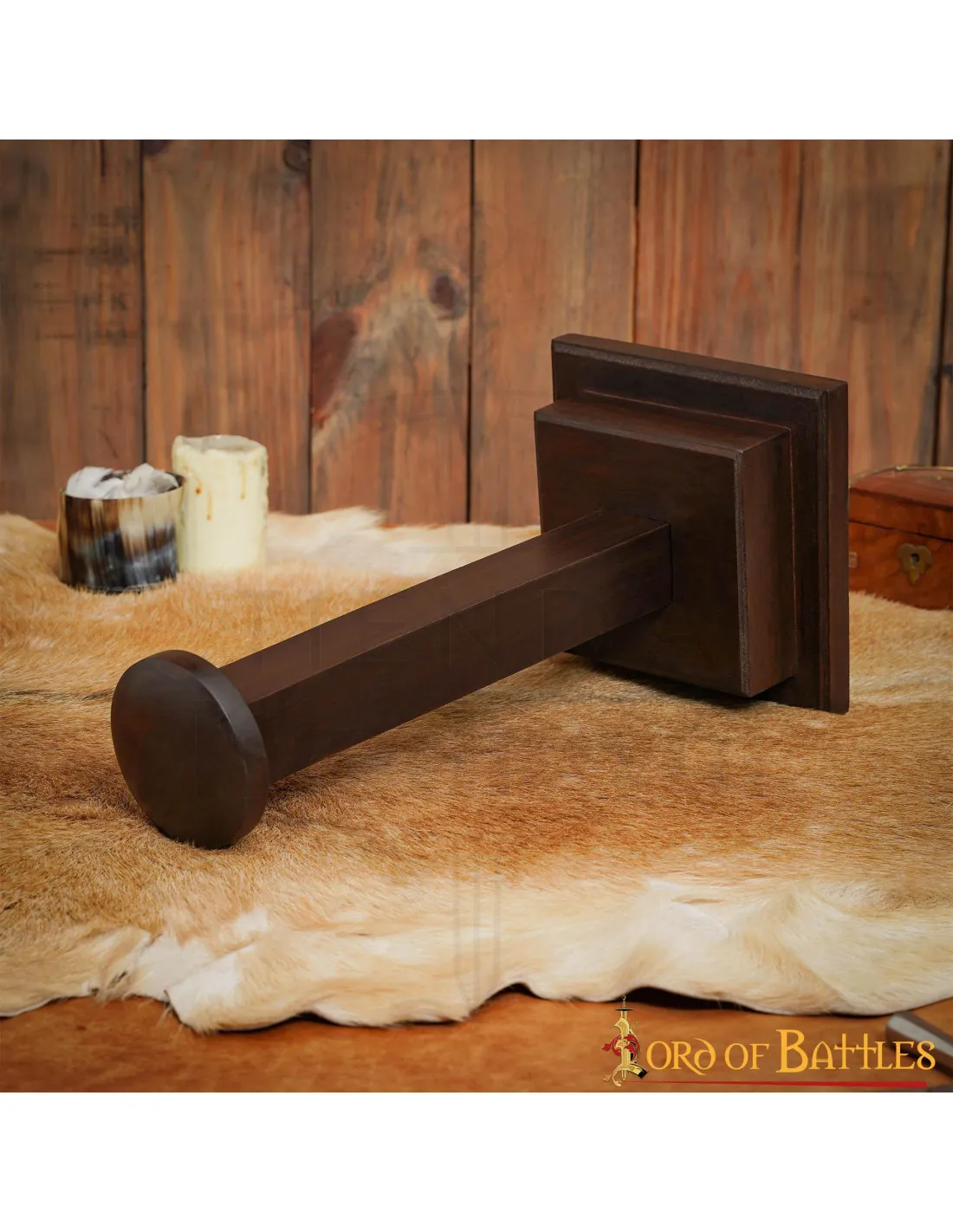 Soporte madera hecho a mano para cascos (42 cm.)
