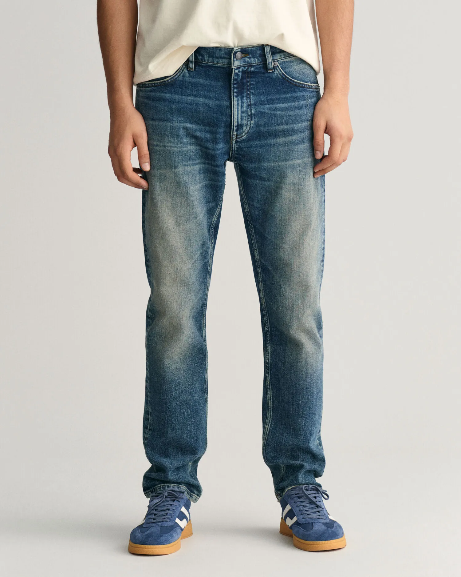 Vaqueros Regular Fit con lavado vintage